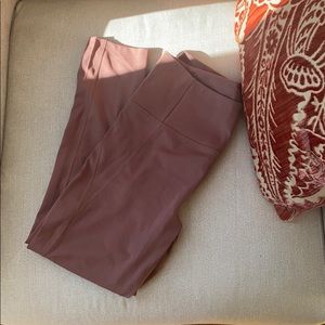 Girlfriend Collective Leggings in Acorn